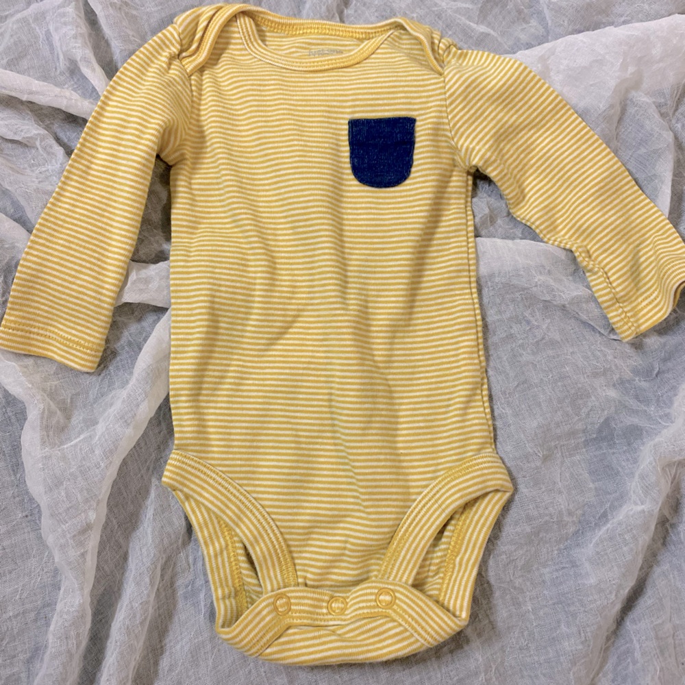 4/$10 🦄 Stripe Bodysuit
